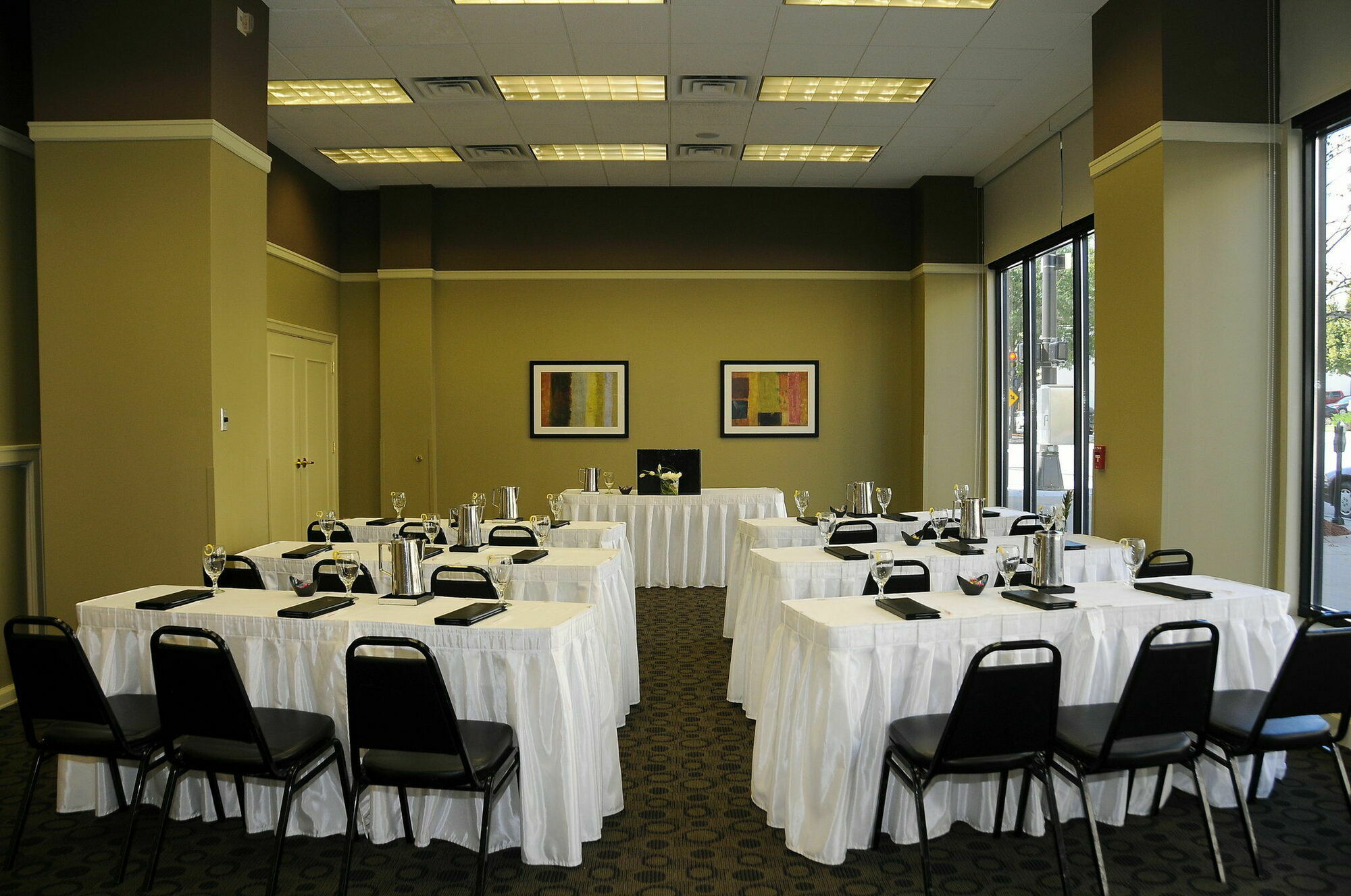 Magnolia Hotel אומהה מראה חיצוני תמונה